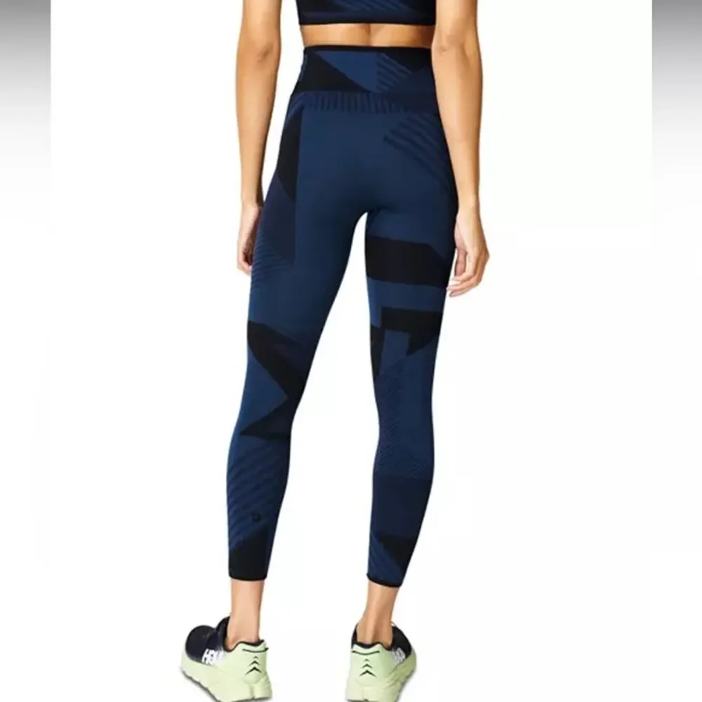 Sweaty Betty Interval Seamless 7/8 Workout Leggings
Navy Blue Block Jacquard M - Picture 2 of 10
